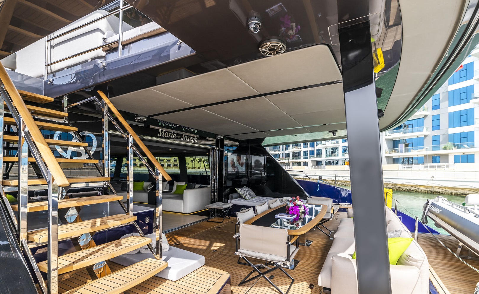 Yacht MARIEJOSEPH, Sunreef 80 Eco CHARTERWORLD Luxury Superyacht